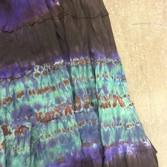 Tiered maxi plus  size skirt - Picture 3 of 4